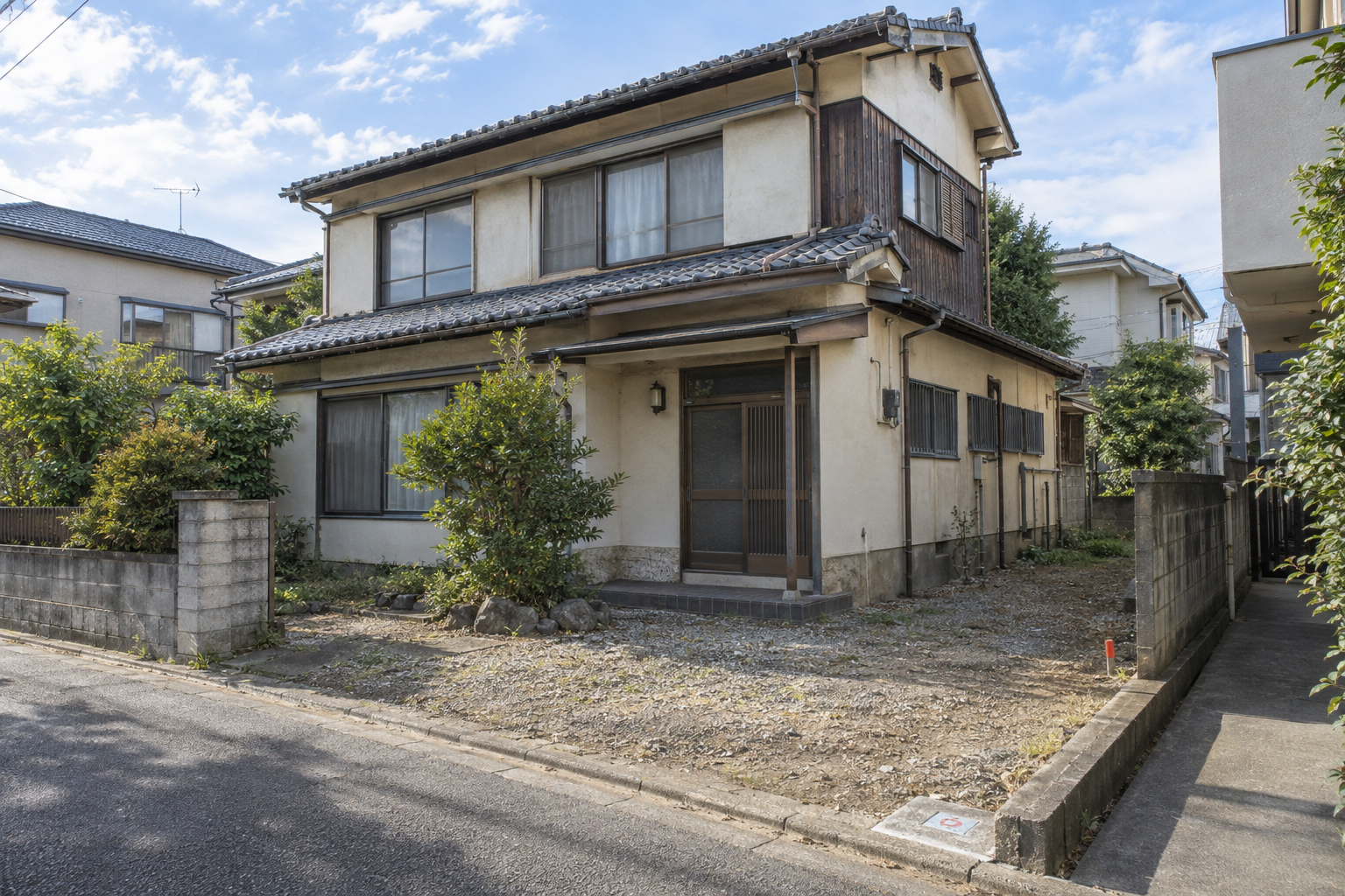 【ケース14：文京区千駄木・隣地境界が不明確だった老朽化実家（土地）の売却】